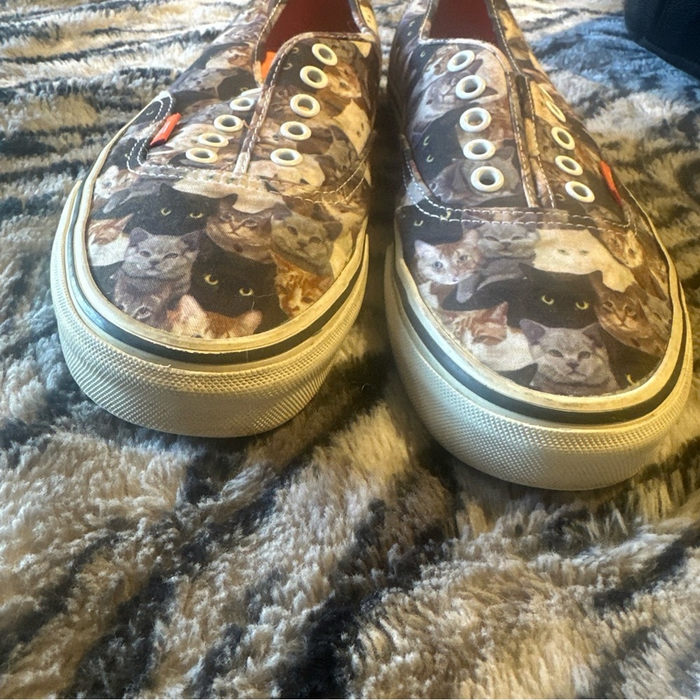 Vans Cat Print Sneakers with Orange Interior - Picture 15 of 16